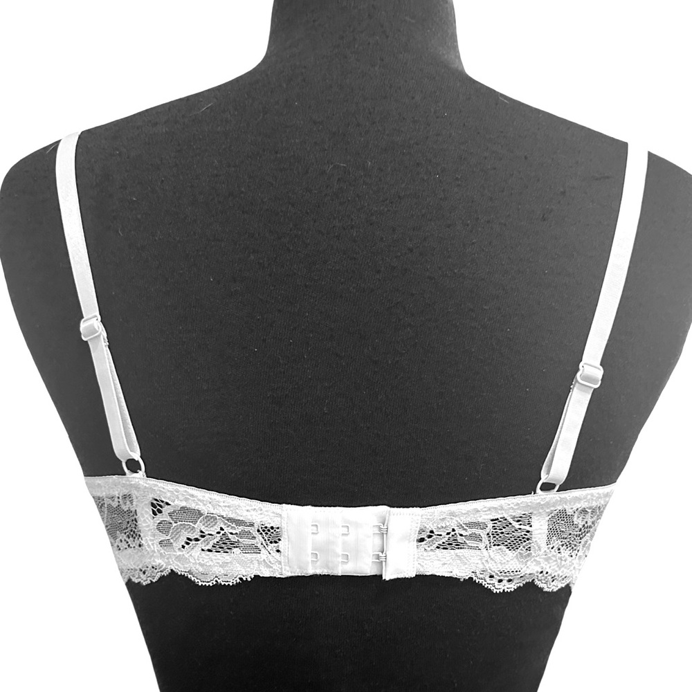 NEW! Marilyn Monroe Demi Lace Bra Size 36C - Picture 3 of 8